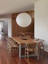 A Coastal Home in Australia Echoes Northern California’s Sea Ranch - Photo 10 of 18 - 