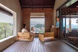 A Cozy Weekend Retreat in South Korea Emphasizes Quality Family Time - Photo 9 of 13 - 
