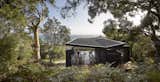 A Beach House in Australia Offers the Joys of Camping—But Without All the Dirt