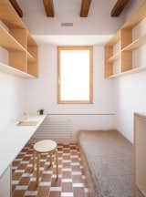 Burnt-Orange Tile Sets a Fun and Funky Tone for a Family’s Compact Barcelona Apartment - Photo 10 of 15 - 
