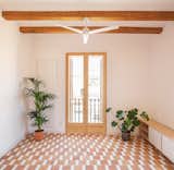Burnt-Orange Tile Sets a Fun and Funky Tone for a Family’s Compact Barcelona Apartment - Photo 8 of 15 - 