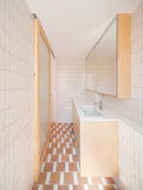 Burnt-Orange Tile Sets a Fun and Funky Tone for a Family’s Compact Barcelona Apartment - Photo 12 of 15 - 