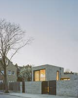  Photo 27 of 28 in This Boxy Brick Home in London Has a Layout That Flows Like Water