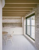 This Boxy Brick Home in London Has a Layout That Flows Like Water - Photo 25 of 28 - 