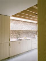 This Boxy Brick Home in London Has a Layout That Flows Like Water - Photo 6 of 28 - 