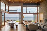 Seaview Escape great room