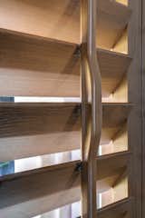Bay Window Louver handle detail