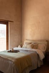The private areas are open timidly to the outside.