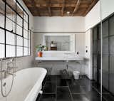 Loft-Style Bathroom / Murdock Solon Architects