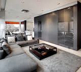 LIVING ROOM - Sofa, coffee table and console by Minotti.