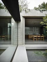 A Concrete and Glass Pavilion Opens This 1930s Home to a Tiered Garden - Photo 9 of 17 - 