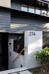 A Queenslander Cottage in Brisbane Is Overhauled to Open to the Elements - Photo 5 of 23 - 