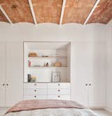 A Renovated Barcelona Flat Glows With All-White Interiors and Restored Brick Ceilings - Photo 7 of 10 - 