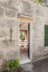 A Bare-Bones Hunting Shelter on Mallorca Becomes a Sunny Retreat - Photo 7 of 19 - 