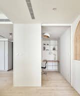 An Airy Taipei Apartment Soaks Up Sunlight With Striking Screens - Photo 17 of 18 - 