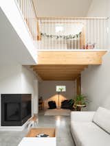 A Geometric Montreal Home Creates a Sense of Grandeur With a Small Footprint - Photo 4 of 31 - 