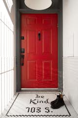 The entry to the Kind's home