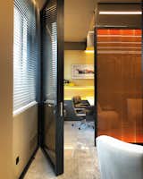 Room 02