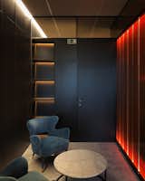 Room 01