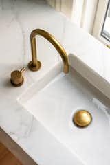 A detail of the wall-to-wall sink.