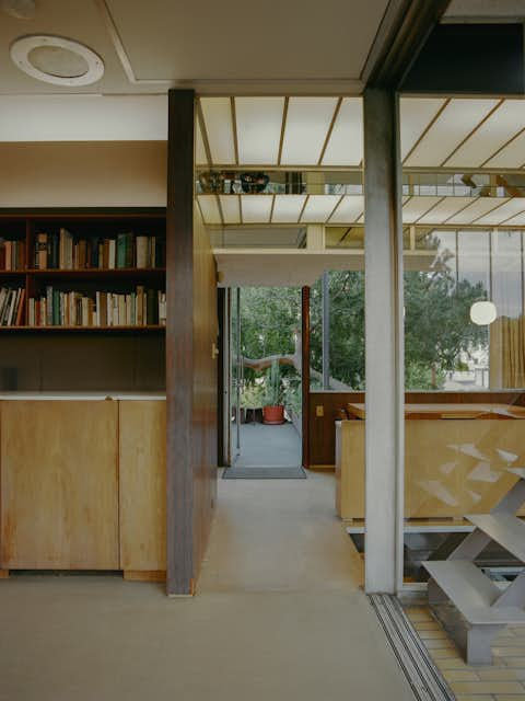 Step Inside Richard Neutra’s VDL House—From the Comfort of Your ...