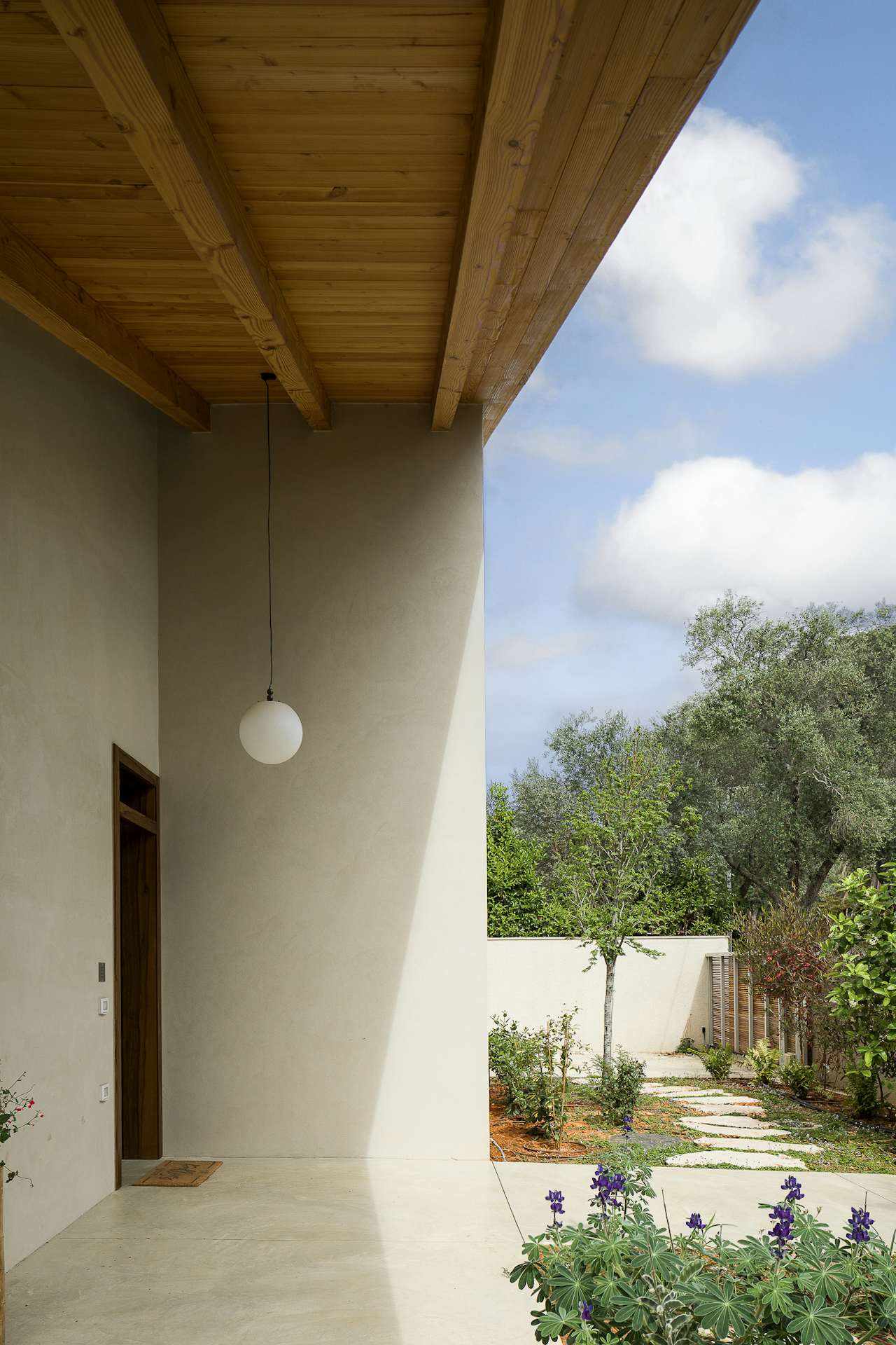 Patio House posted by Jonathan Architecture (21 Photos) Dwell