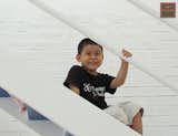 Kid can safe on staicars with limit handrail 