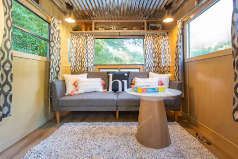 Picture of Spartan Imperial Mansion posted by Sondra Phillips (13 Photos) - Dwell