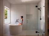 Open bath with soaking tub