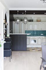Kitchen bar