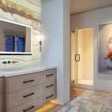 Main Bath ( his) 