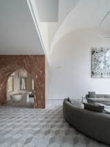 The addition of the arch between the foyer and tearoom softly redefines the two spaces