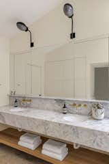Bathroom vanity