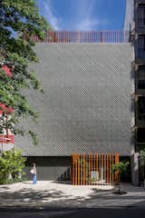 Aníbal Building by Bernardes Arquitetura