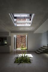 A Biophilic Home in Vietnam Impresses With a Hollow-Brick “Breathing Wall” - Photo 12 of 22 - 