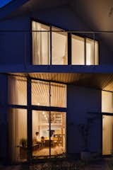 A Family in Japan Makes the Most of a Tight Space on an Even Tighter Budget - Photo 12 of 13 - 