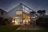 An Australian Builder’s Cramped Family Cottage Gets an Industrial-Inspired Extension - Photo 20 of 22 - 