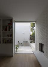 In Spain, a Brick Home Built in Place of an Old Tennis Court Is All Aces - Photo 4 of 14 - 