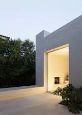 In Spain, a Brick Home Built in Place of an Old Tennis Court Is All Aces - Photo 5 of 14 - 