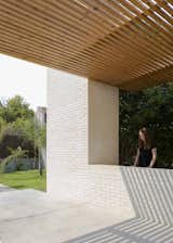 In Spain, a Brick Home Built in Place of an Old Tennis Court Is All Aces - Photo 10 of 14 - 
