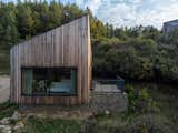 Two Tiny Cabins Perched on Plinths Take In Valley Views in Poland - Photo 6 of 15 - 