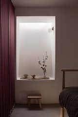 Tactile, Earthy Materials Give a Bland Madrid Apartment Some Personality - Photo 14 of 16 - 