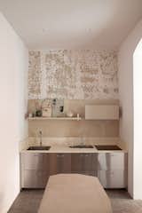 Tactile, Earthy Materials Give a Bland Madrid Apartment Some Personality - Photo 7 of 16 - 