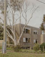 After Weathering 40 Years, a Wooden Family Home in Australia Is Renovated for What’s Next - Photo 6 of 20 - 