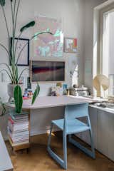 Designer Julia White Plays With Spatial Perception in Her Funky Berlin Flat - Photo 3 of 17 - 
