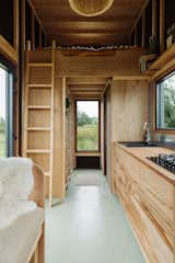 This Builder Is Making Tiny Homes With Hemp, Cork, and Wood. And They’ll Show You How to Do It - Photo 7 of 18 - 