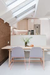 A Cork-Clad Extension With Playful Pink Trim Is the Cure-All for Gloomy London Days - Photo 7 of 16 - 