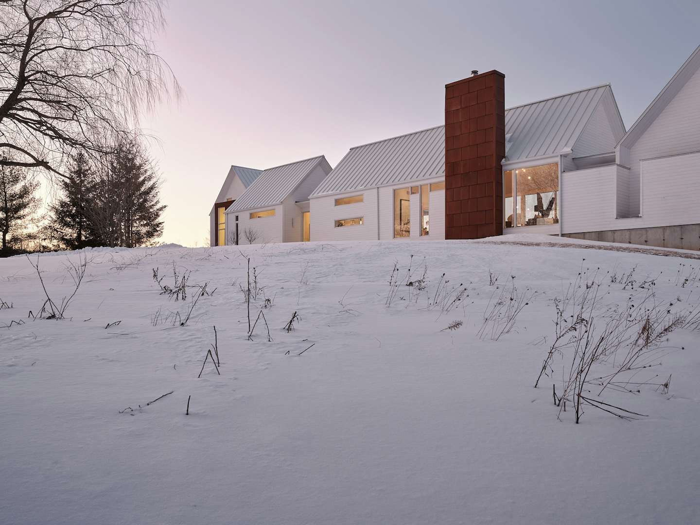 A Snow-White Home in Rural Ontario Freshens Up the Farmhouse Look - Dwell