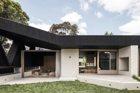 Photo 9 of 24 in This Black-Timber-and-Brick Home in Suburban Australia ...