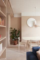 A Mix of Storage Solutions Steals the Show at This Renovated London Flat - Photo 9 of 18 - 